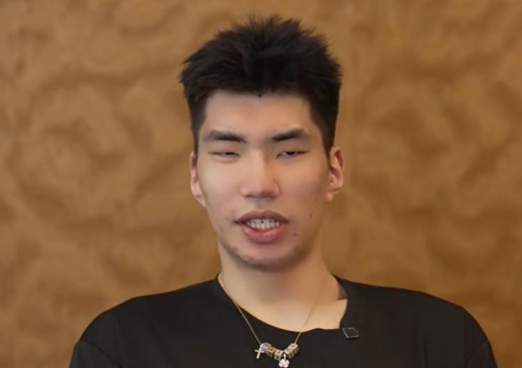 开云体育-余嘉豪：我在打CBA之前 以及过程中一直有过去海外发展的想法