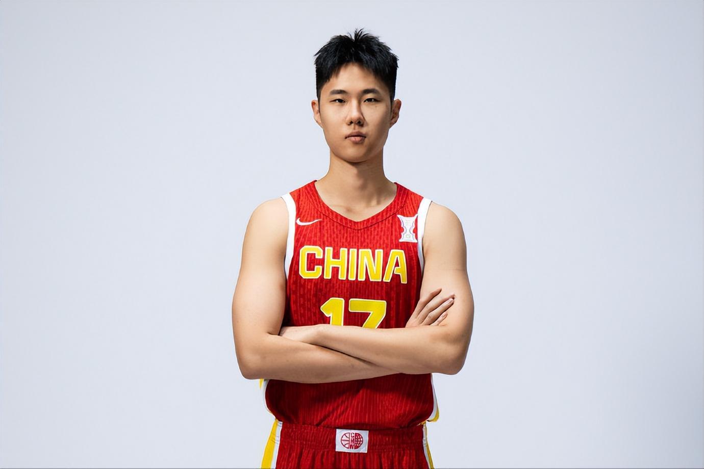 CBA:国手赵嘉义20分,青岛队顶薪首秀18分,末节独赢18分