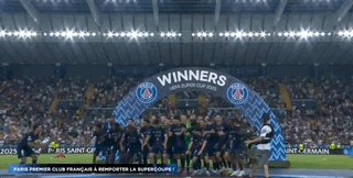 【欧超杯】2比2绝平+新门将立功 巴黎点杀热刺捧杯