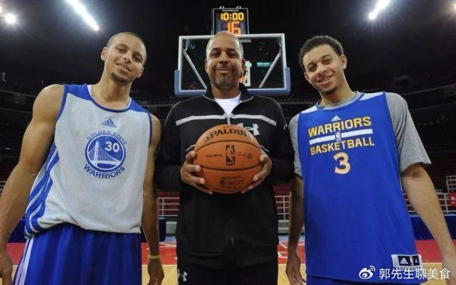 开云体育-NBA父子有多像？库里一看就是亲生的，杜兰特父子相似度99%|凯文·杜兰特|沃顿|斯蒂芬·库里|凯里·欧文|柯蒂斯·琼斯_新浪体育_新浪新闻