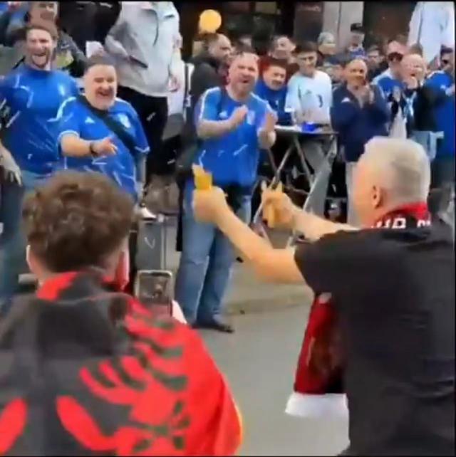 【夜读】不要再打啦不要再打啦