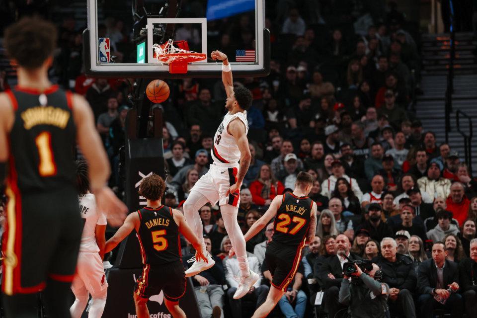 kaiyun体育官网-开拓者大胜老鹰！轰22分7板3助1断2帽后 杨瀚森被火速召回仍遭DNP