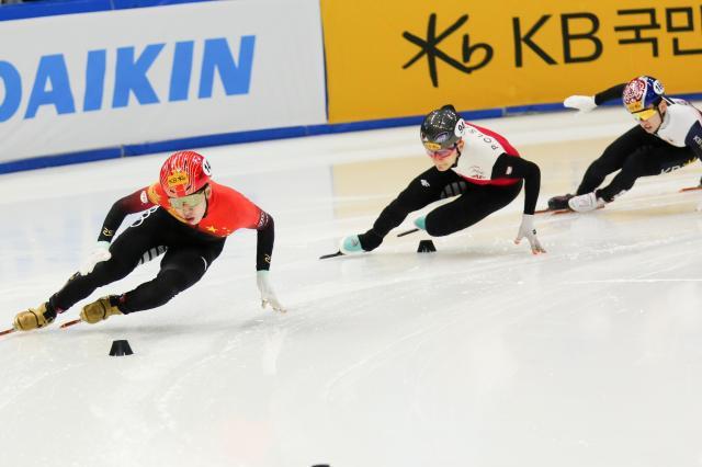 开云体育-世锦赛林孝埈犯规憾失金牌 中国男队进接力决赛