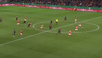 1675285303866094660.gif 开云体育官网-【德国杯】坎塞洛首秀助攻 莫廷传射 拜仁4比0晋级