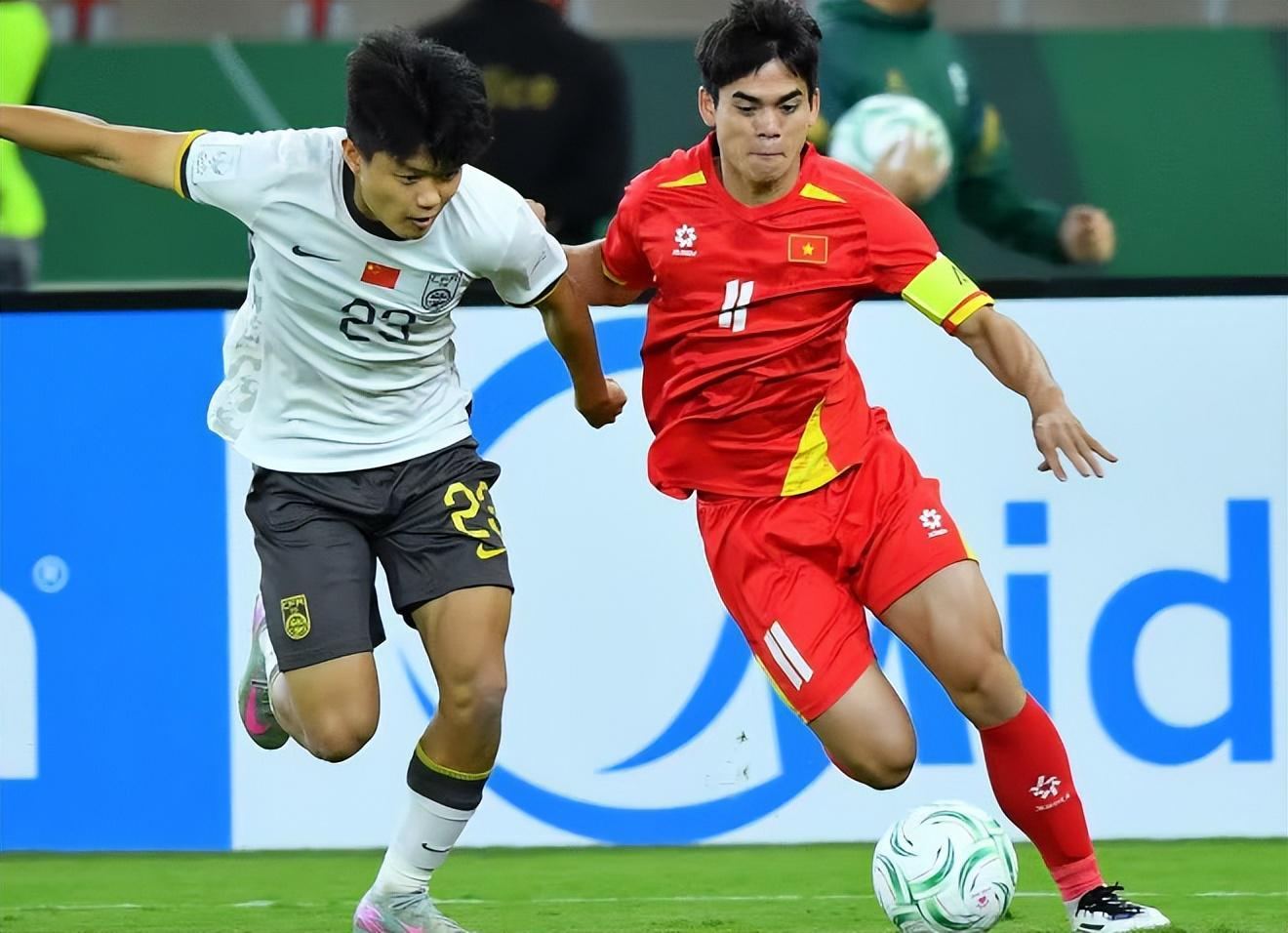 kaiyun-3-0、1-0！亚洲杯决赛席位出炉，中国踢疯5场0失球，和日本争冠