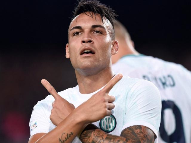 1665632298490019937.jpg kaiyun-【人物】拿巴萨破球荒!破茧而出的劳塔罗不做“怼锋”