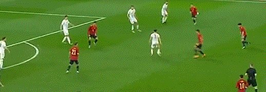 开云体育下载-【热身赛】费兰破僵 奥尔莫替补绝杀 西班牙2比1胜