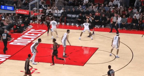 开云体育-查克|逐帧拆解：单场14助创生涯新高，镜头解析阿门传球表现