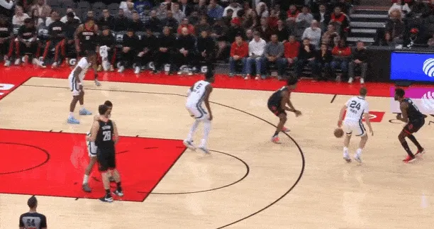 开云体育-查克|逐帧拆解：单场14助创生涯新高，镜头解析阿门传球表现