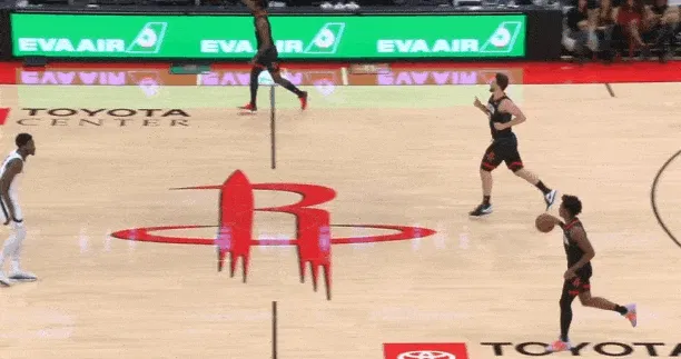 开云体育-查克|逐帧拆解：单场14助创生涯新高，镜头解析阿门传球表现