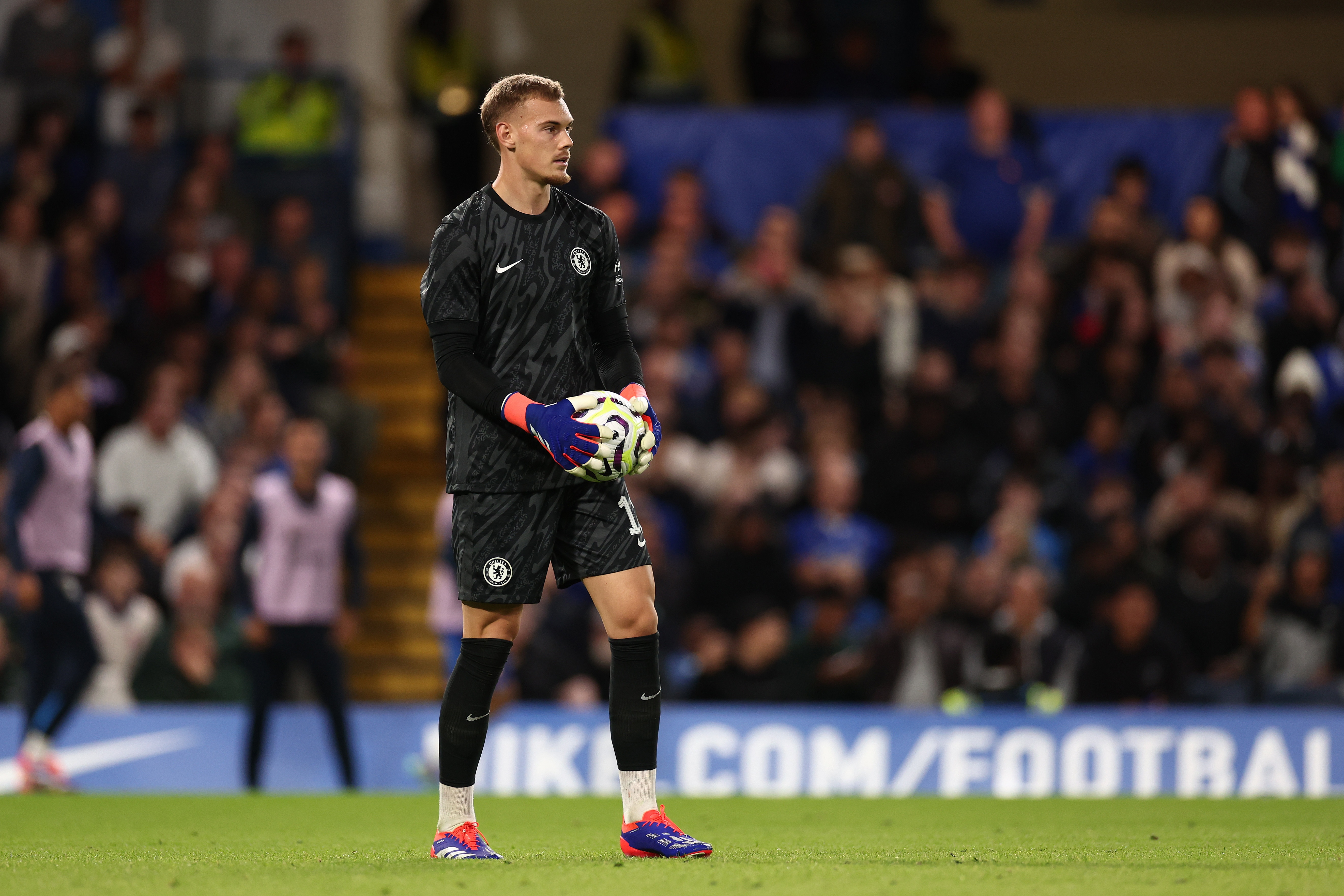 开云体育下载-TA：切尔西输球归结于门将过于简单化，但蓝军确实未找到合适门将