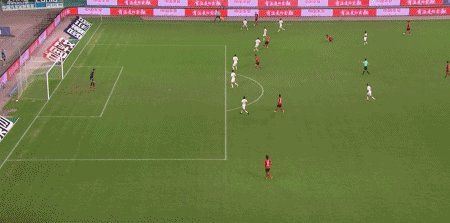 开云体育-【中超】吕文君传射 海港3比0武汉队锁定争冠组席位