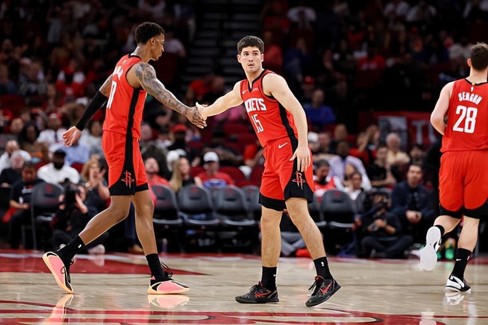 开云体育官网-不容易!火箭3D锋线新星终于打出了一场攻守兼备的全能型比赛?