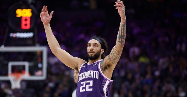 开云体育-卡特末节狂轰22分造逆转 国王主场送步行者10连败