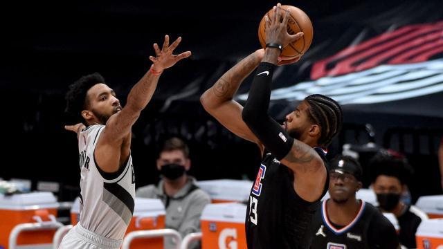 1618986232816076874.jpg 开云体育下载-乔治正打出生涯最佳表现 争冠宣言再度被喊响