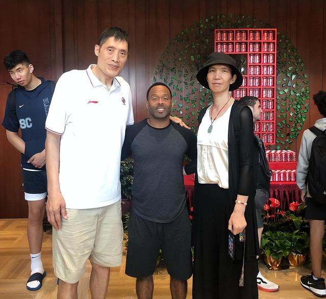 kaiyun体育官网-他是男篮名宿，拿过篮板王，如今儿子也进CBA，成为顶级中锋|余乐平|篮球|浙江队|中国男篮|浙江男篮_新浪体育_新浪新闻